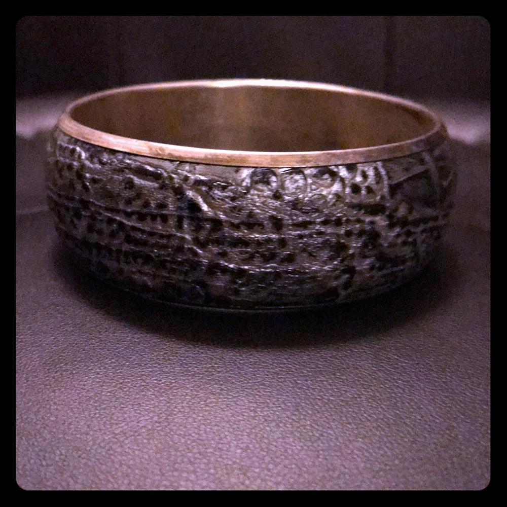 NWT Vintage Midnight Bracelet